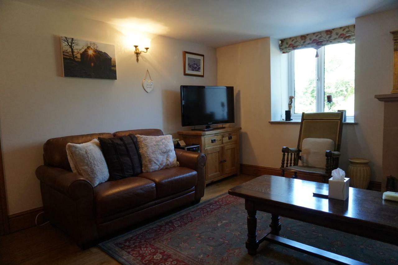 Chapel Croft guest house Biddulph  Extérieur photo