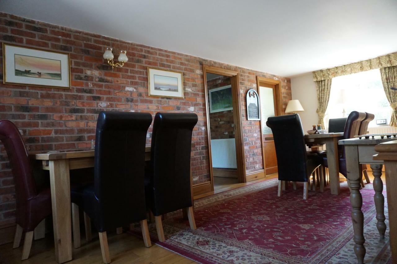 Chapel Croft guest house Biddulph  Extérieur photo